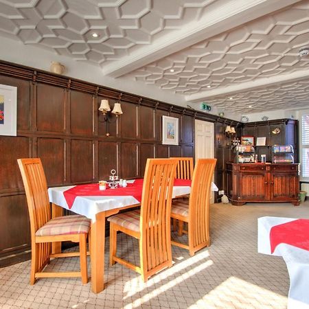 Potters Mooring Hotel Тинмут Экстерьер фото
